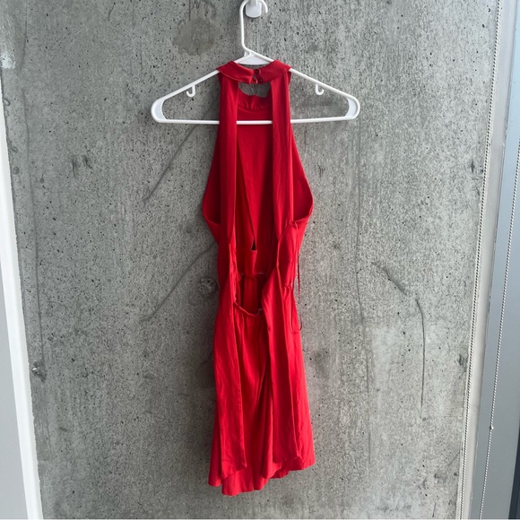 ViCOLO Dress - Picture 3 of 4